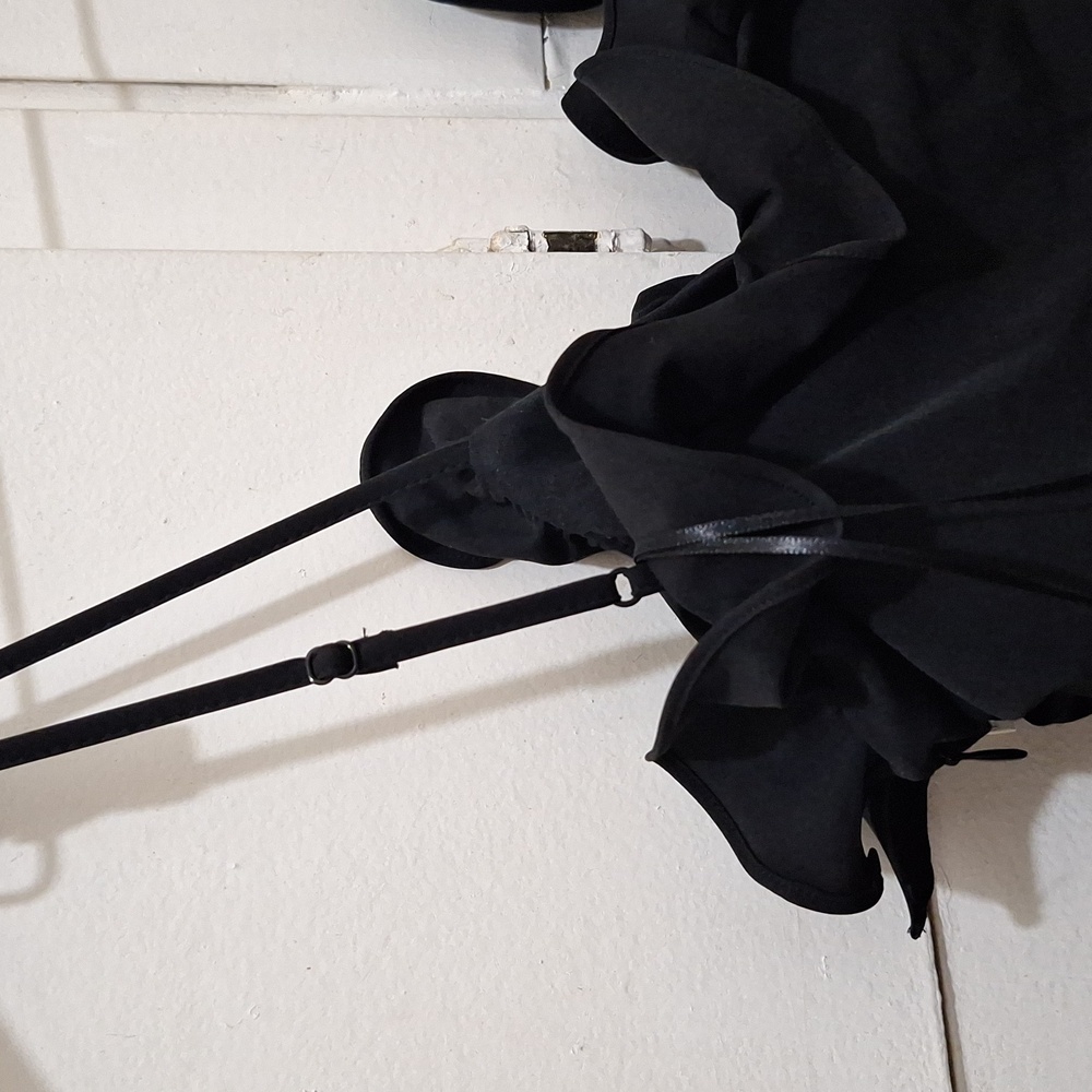 NWOT BLACK MINI RUFFLED RUCHED DRESS - Picture 9 of 10